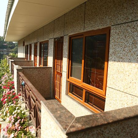 Hotel Devlok Primal Masuri Exterior foto